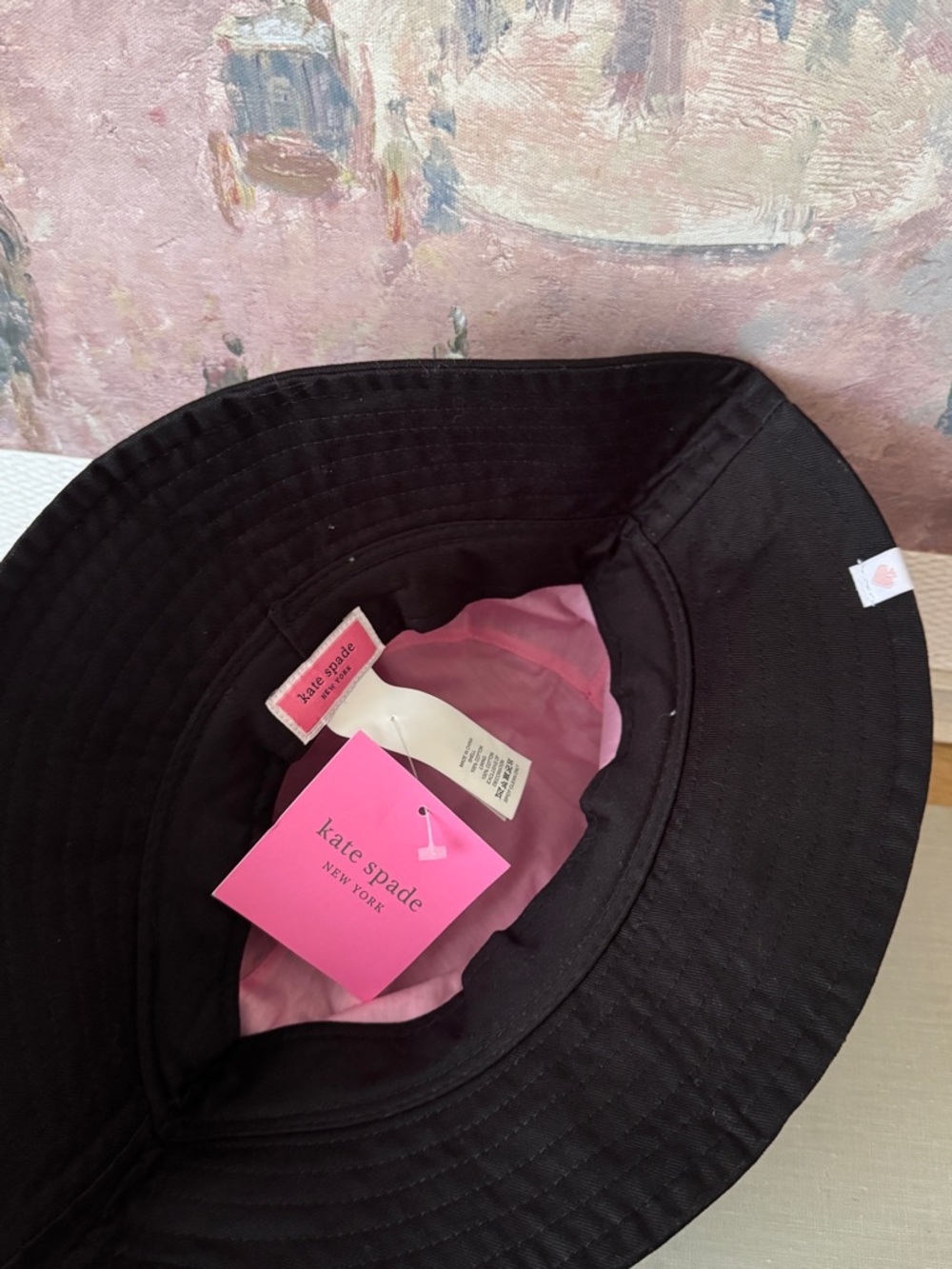Kate Spade Black Bucket Hat with Embroidered Spade Logo - Picture 2 of 3